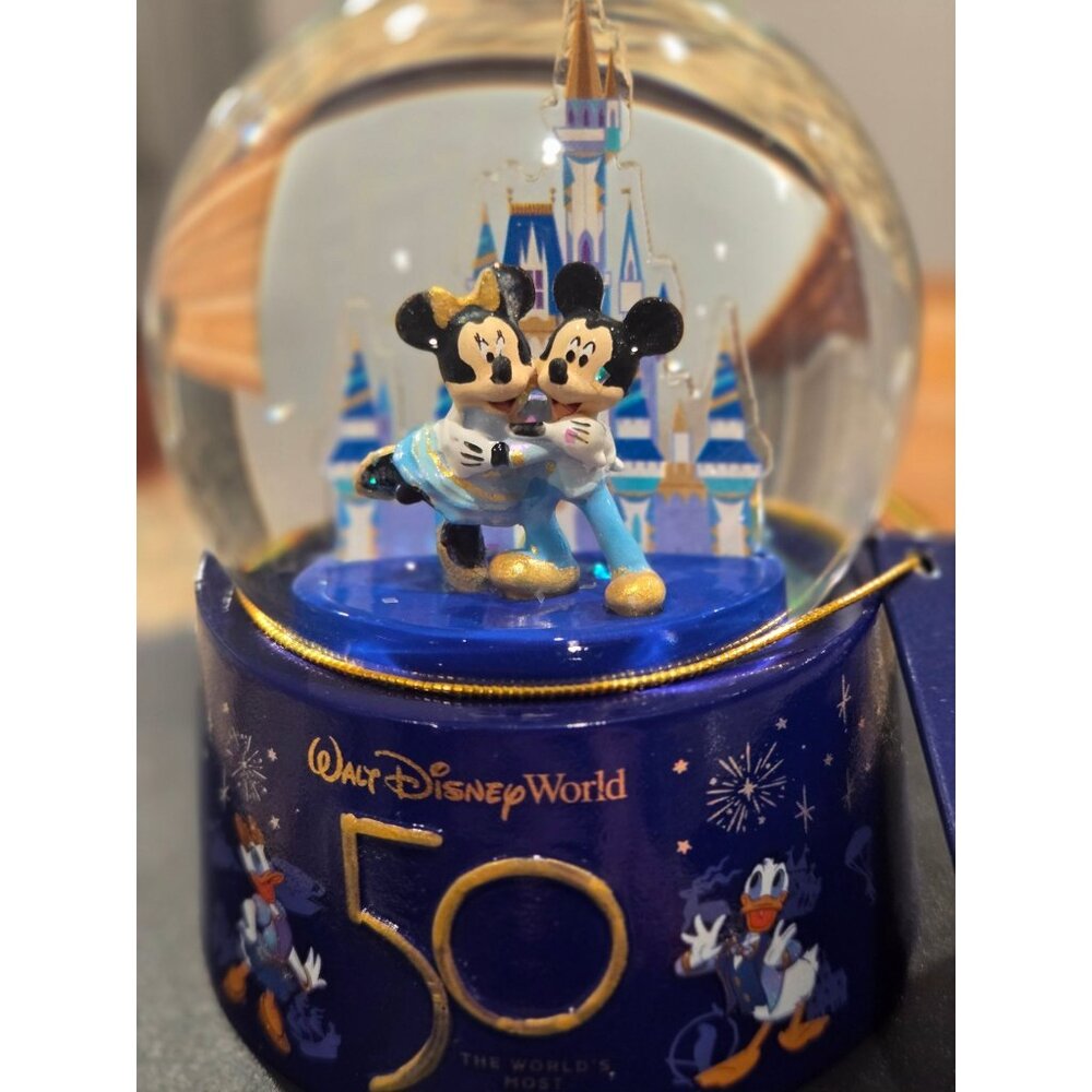 Walt Disney World 50th Anniversary Mickey & Minnie Snow Globe With Castle